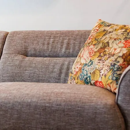 Townhouse - Comfort And Style In The Historic Heart Of Ferienhaus