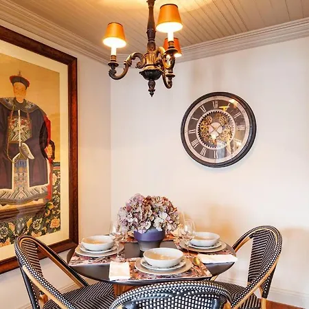 Townhouse - Comfort And Style In The Historic Heart Of Ferienhaus *