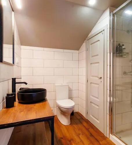 別荘 Townhouse - Comfort And Style In The Historic Heart Of